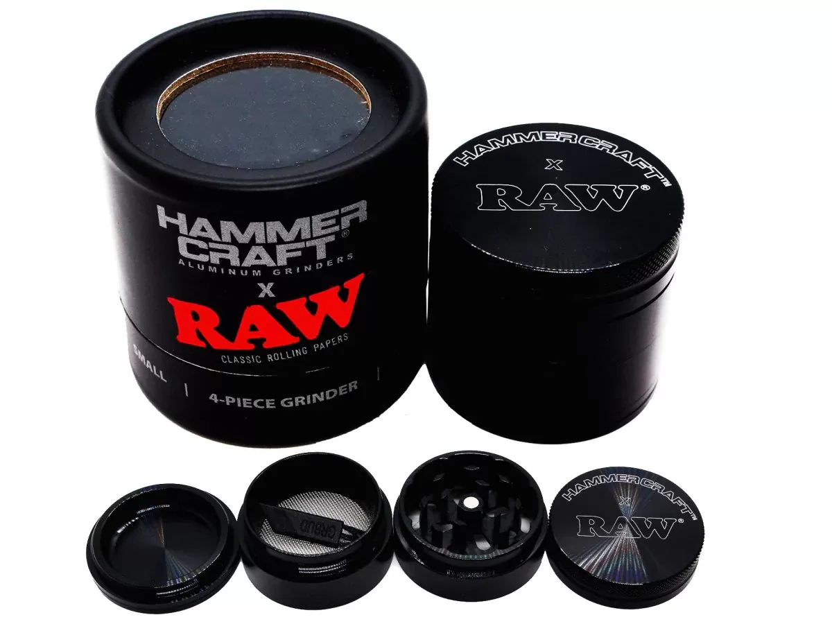 RAW x HAMMERCRAFT - GRINDER 4 PARTES - PRETO | A Loja da Maria